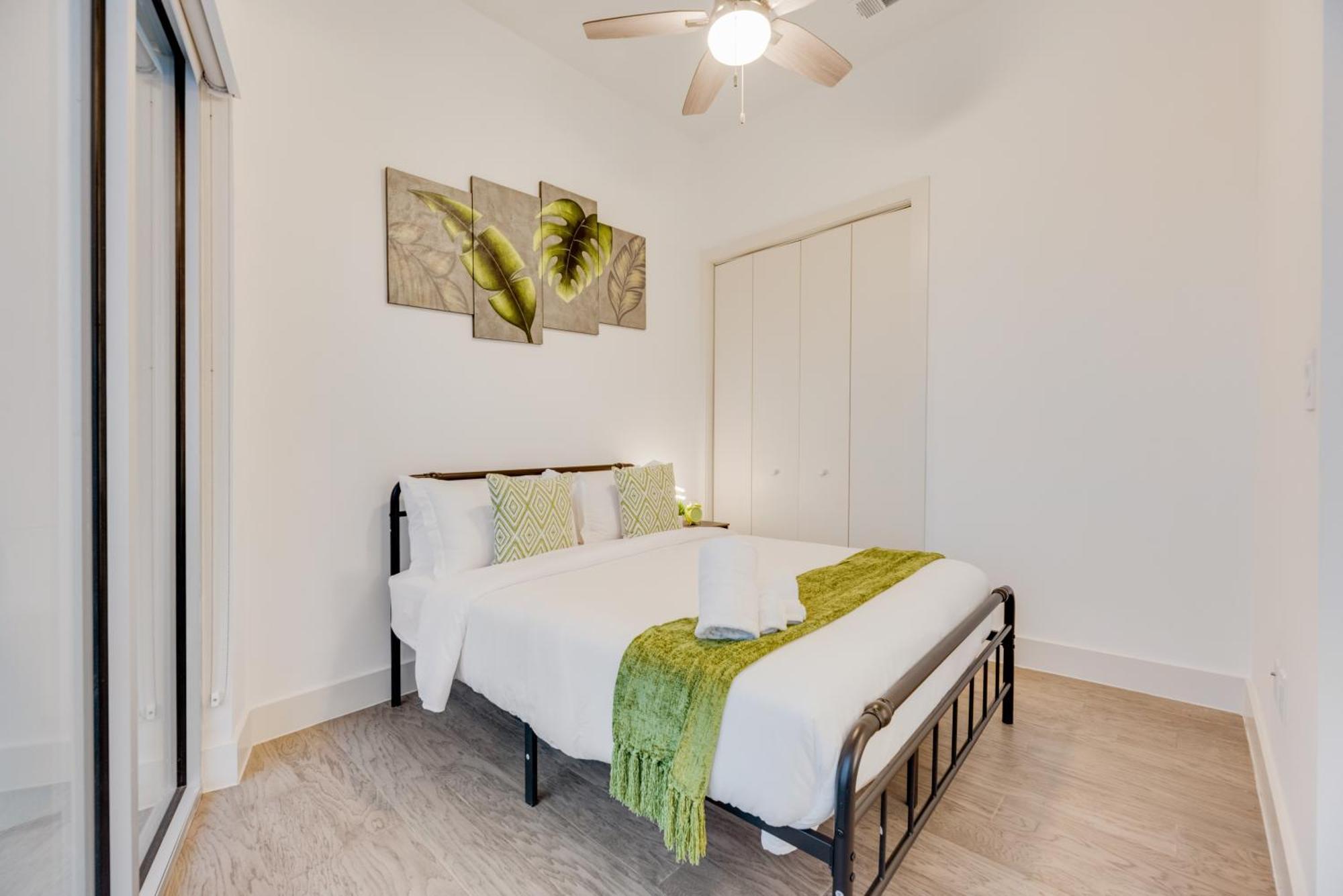 Snazzy Loft Style 2Br I Gym I Parking I Workspace Dallas Eksteriør bilde